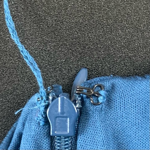 Adrianna Papell solid blue gathered halter styled evening party dress. - Picture 15 of 16